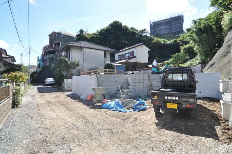 Local photos, including front road. Local (September 2013) Shooting