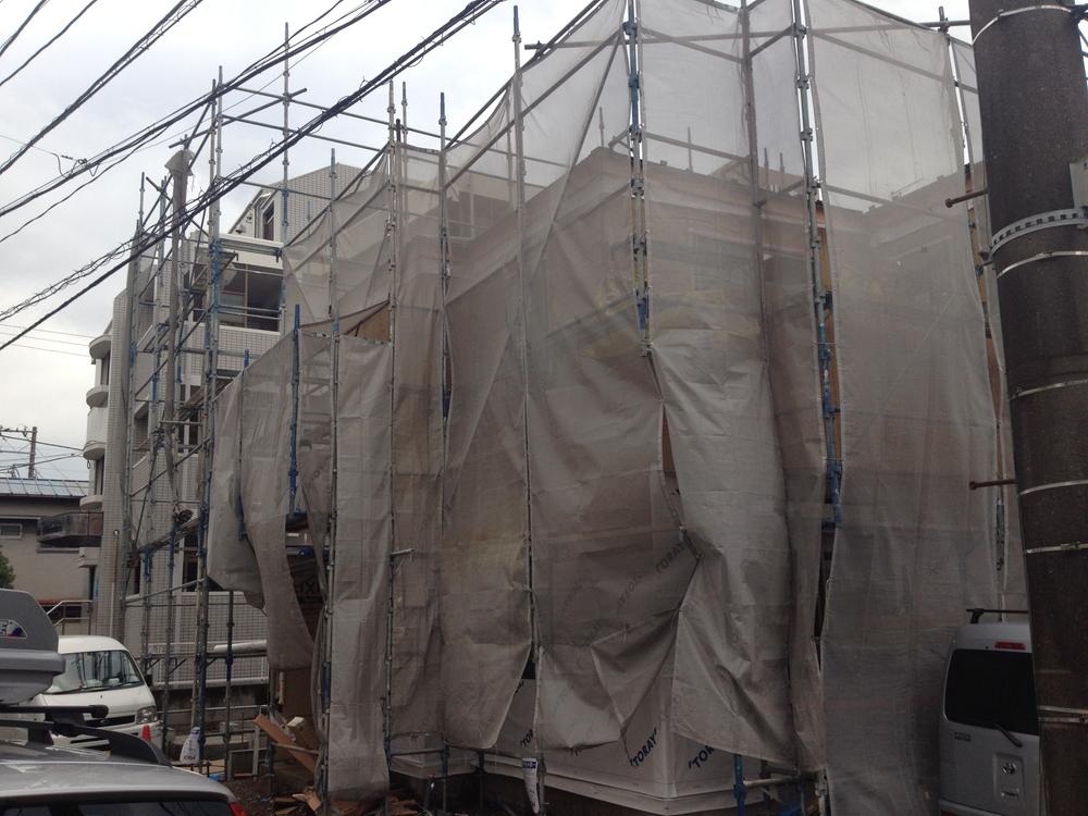 Local appearance photo. Local (12 May 2013) Shooting