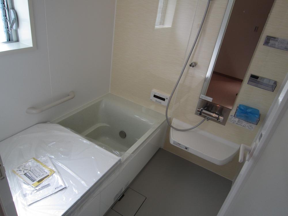 Bathroom. Indoor (September 2013) Shooting