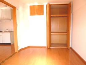 Living and room. South Western-style