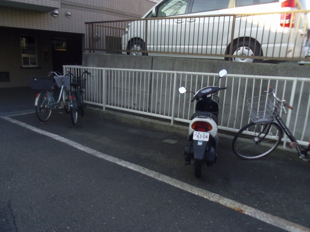 Other. Private parking lot