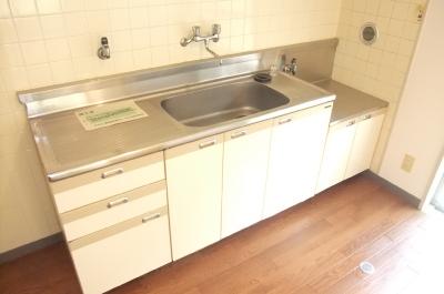 Kitchen. It is a popular gas stove corresponding kitchen (* ^^) v