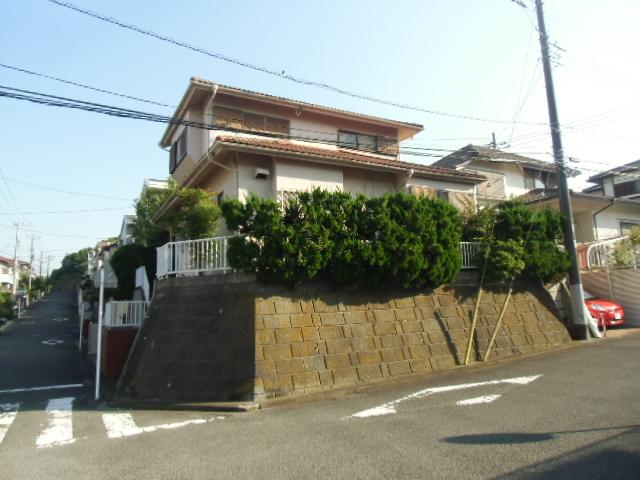 Local land photo. Local (10 May 2013) Shooting