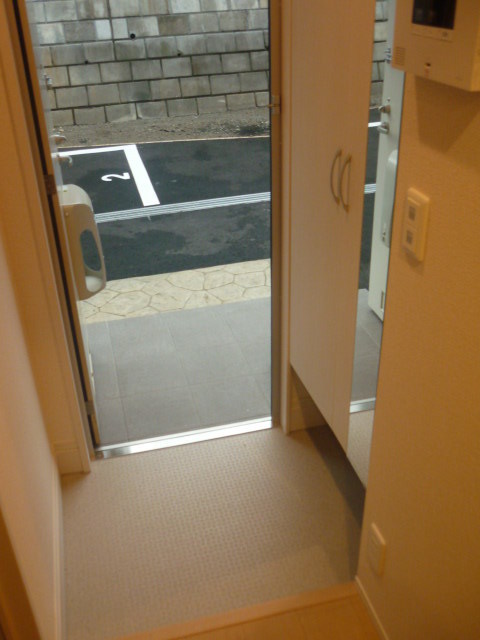 Entrance. Entrance space with a space