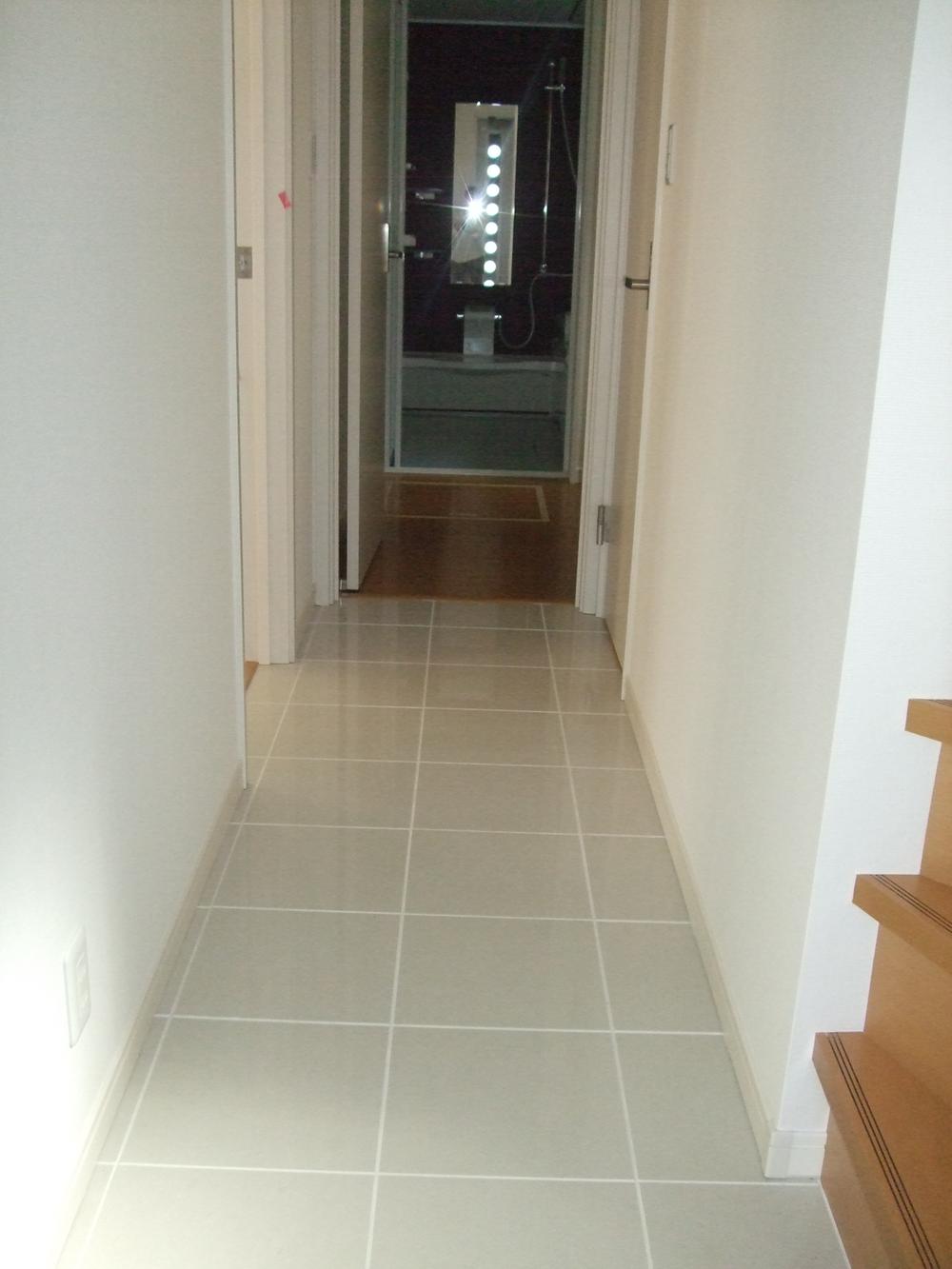 Entrance. Indoor (10 May 2013) Shooting