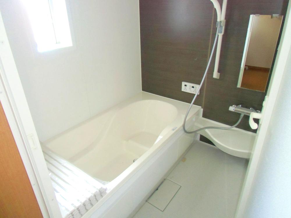 Same specifications photo (bathroom). Same specifications