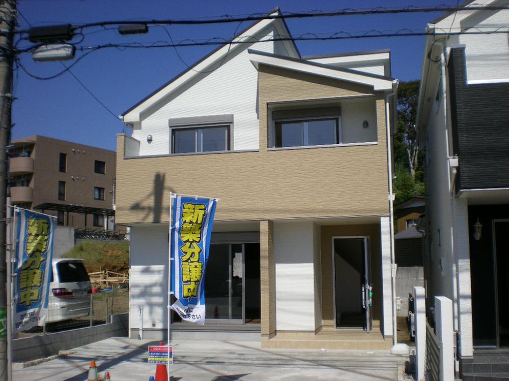 Local appearance photo. Local (10 May 2013) Shooting Building 2