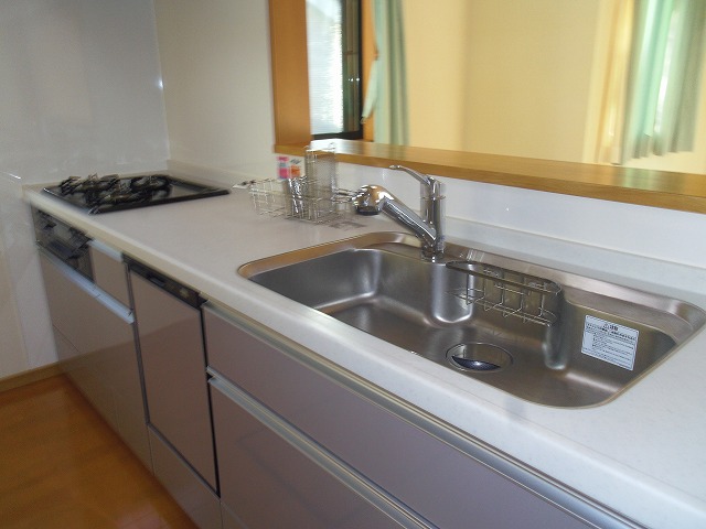 Kitchen. Popular system kitchen cooking might become fun (* ^ _ ^