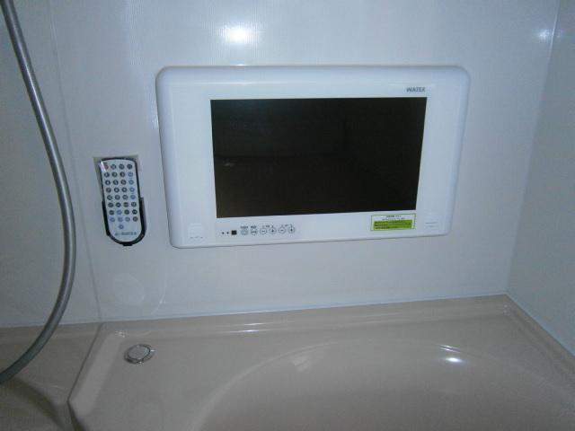 Bathroom. Enforcement example (same specifications)