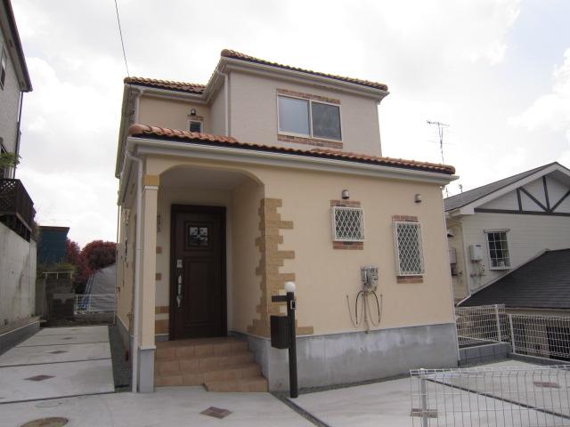 Same specifications photos (appearance). Example of construction