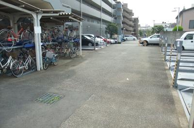 Parking lot. On-site parking