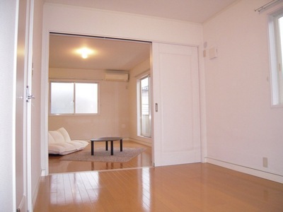 Living and room.  ※ Furniture is your delivery since the removal.