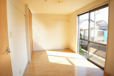 Living and room. South Western-style! Entrance hall ・ Convenient and can enter and exit from DK!
