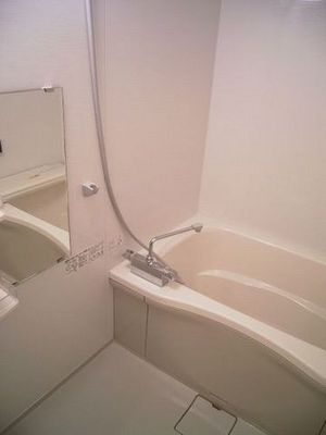 Bath. The bathroom is with a course Reheating function