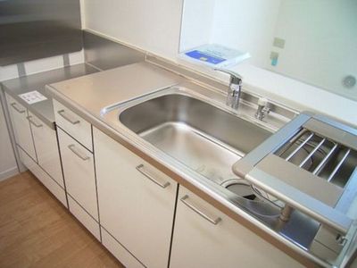 Kitchen. Gas stove can also be installed