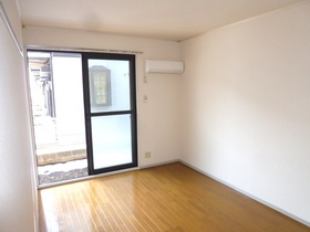 Living and room. West Western-style