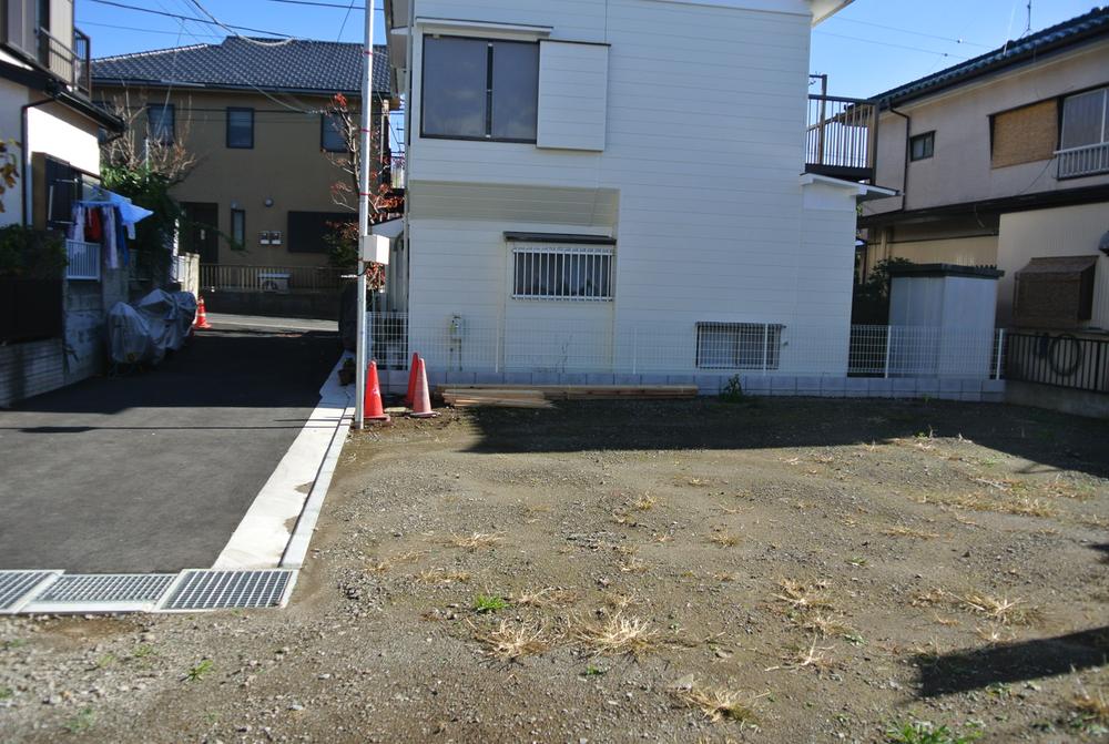 Local appearance photo. Local (12 May 2013) Shooting