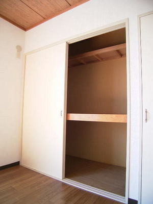 Receipt. There is plenty of storage