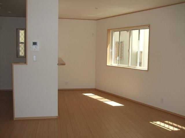 Living. Local (September 2013) Shooting