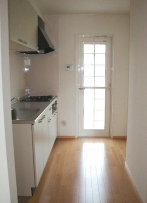 Kitchen.  ※ We are using a photo of the inverted type in reference.