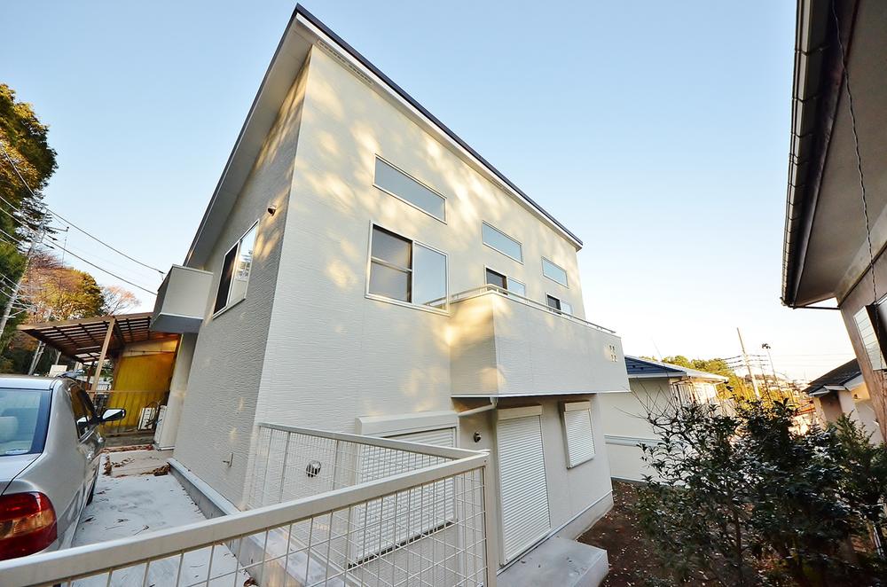 Local appearance photo