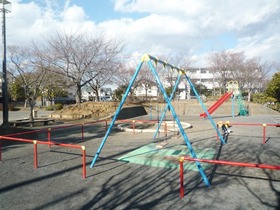 Other. 5m to Midorien Higashida valley park (Other)