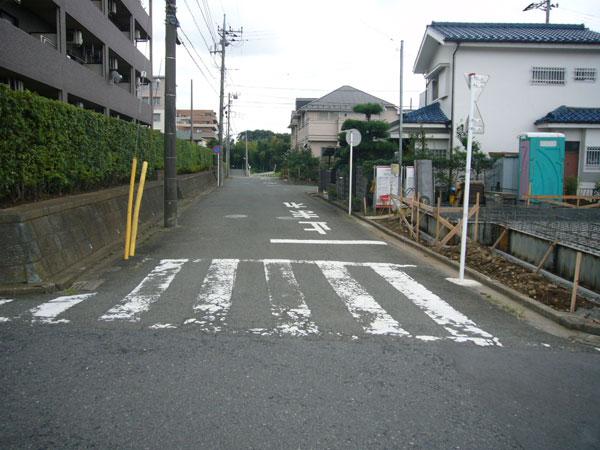 Local photos, including front road. Local (September 2013) Shooting