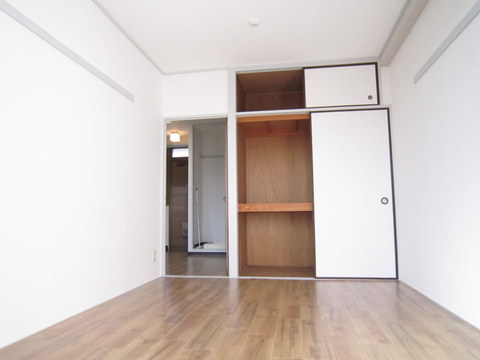 Receipt. Thing input (east side Western-style)