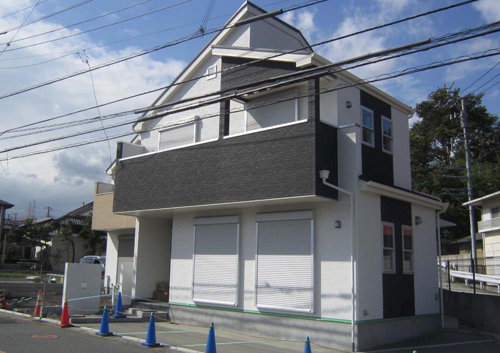 Local appearance photo. 1 Building appearance