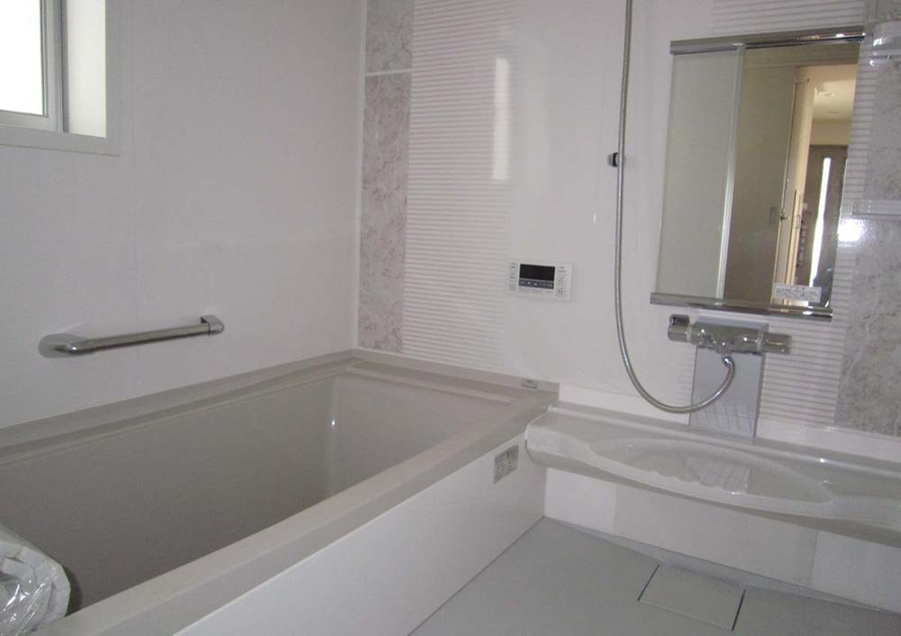 Bathroom. 1 Building bathroom