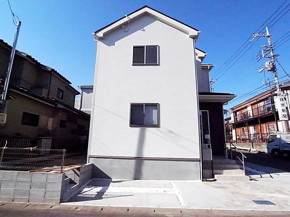 Local appearance photo