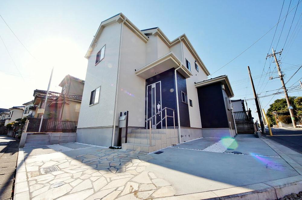 Local appearance photo