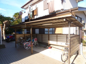 Building appearance. Bicycle-parking space