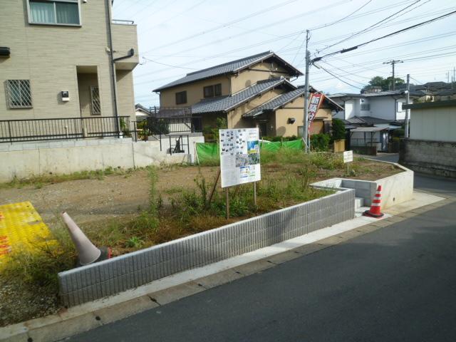 Local appearance photo. Local (10 May 2013) Shooting