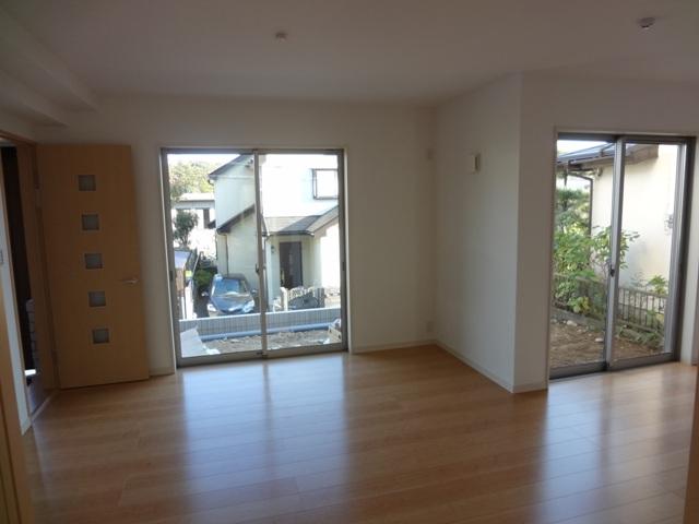 Living. Indoor (11 May 2013) Shooting