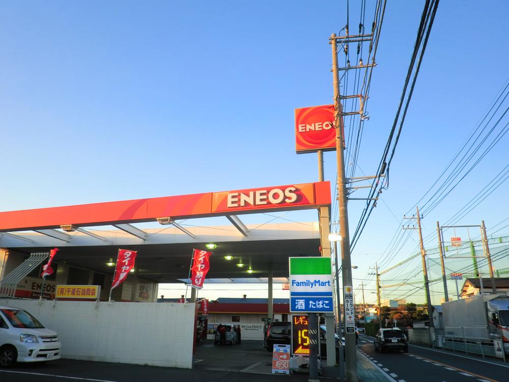 Convenience store. FamilyMart ・ Until ENEOS 1200m