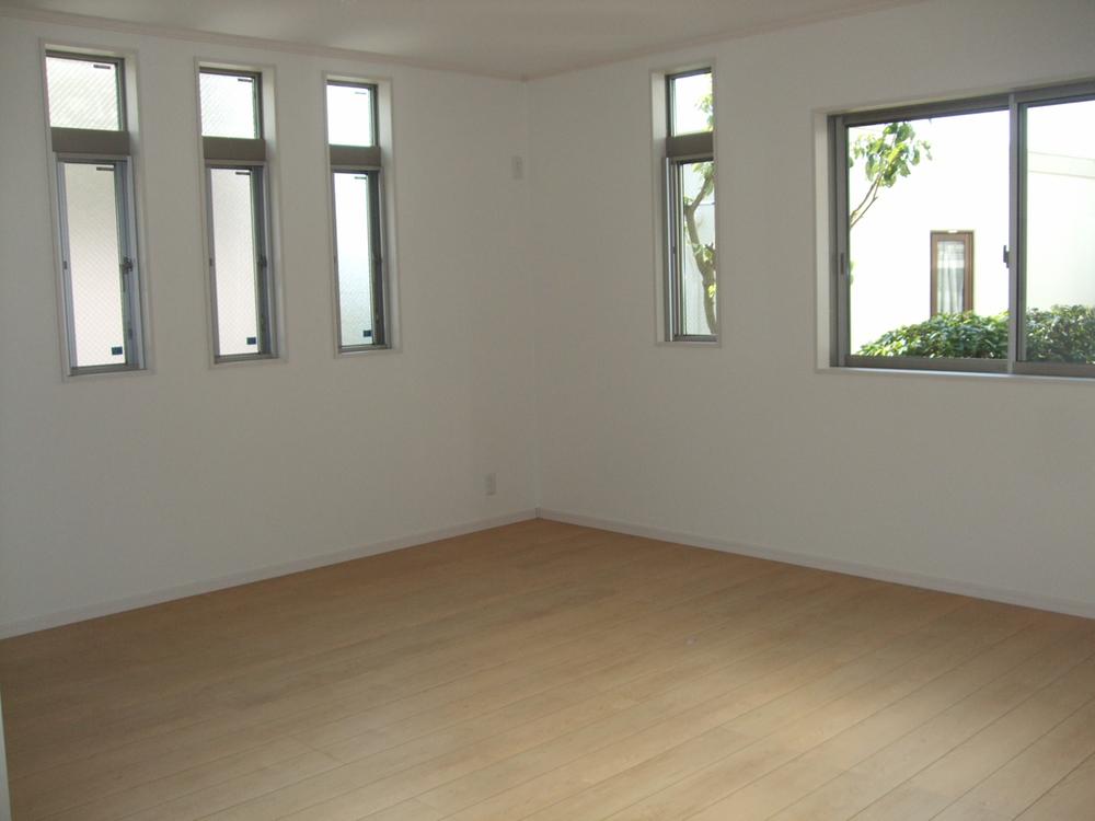 Living. Indoor (11 May 2013) Shooting