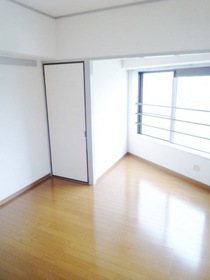Living and room. With storage of Western-style 6 quires