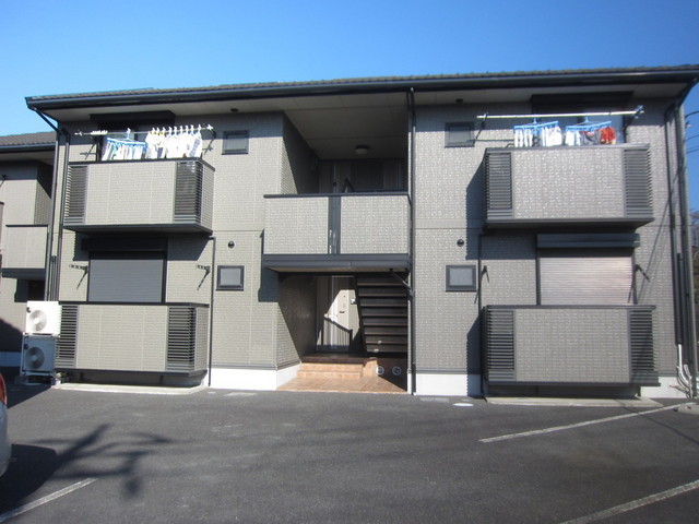 Building appearance. Good per sun