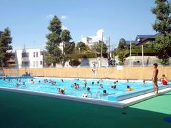 Other Environmental Photo. Rokkakubashi 370m to the park pool