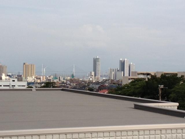 View photos from the dwelling unit. Bay Bridge is visible from the roof.