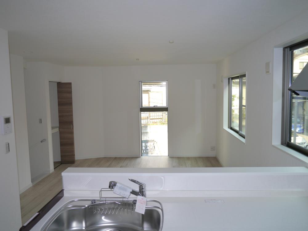 Kitchen. Indoor (11 May 2013) Shooting