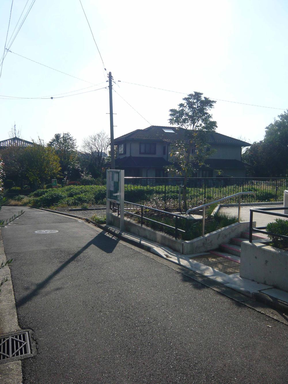 Local photos, including front road. Local (11 May 2013) Shooting