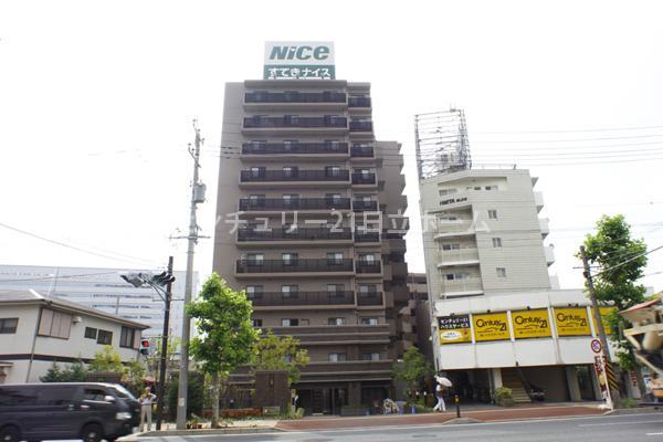 Local appearance photo