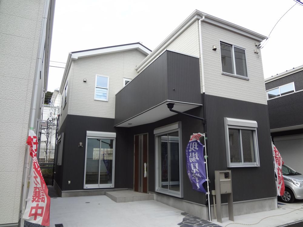 Local appearance photo. Building C south