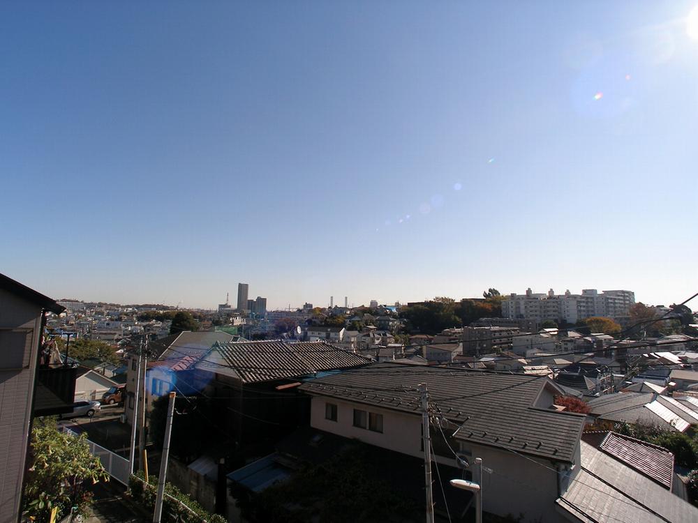 View photos from the dwelling unit. This view! Landmark Tower was also able to distant view!
