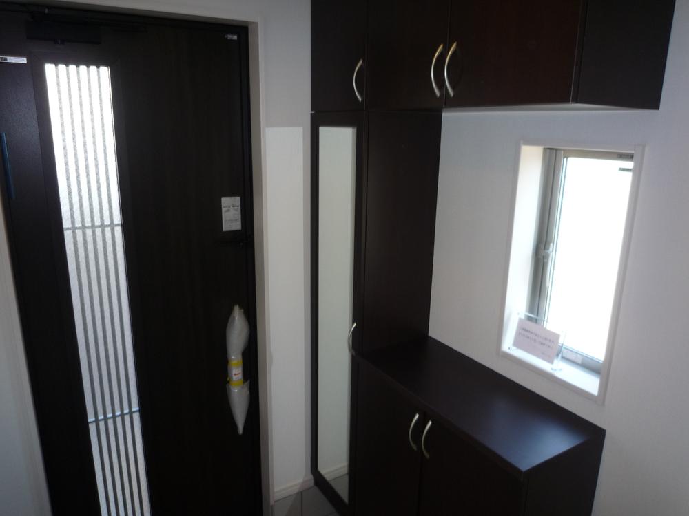 Entrance. Indoor (November 22, 2013) Shooting B Building