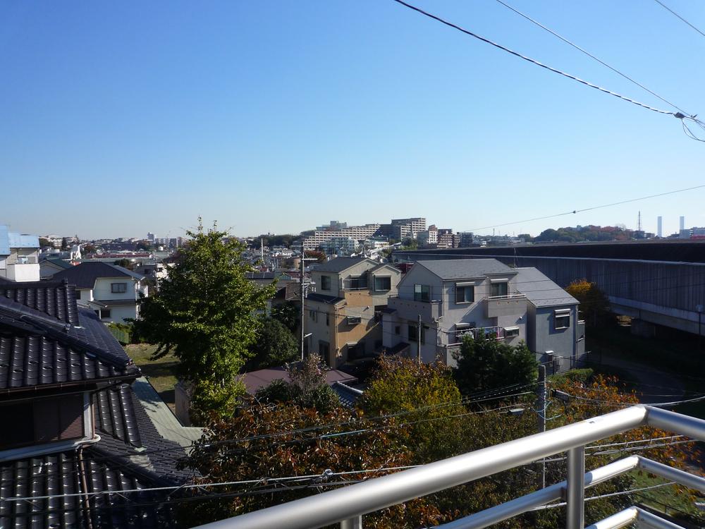 View photos from the dwelling unit. View from the site (November 22, 2013) Shooting