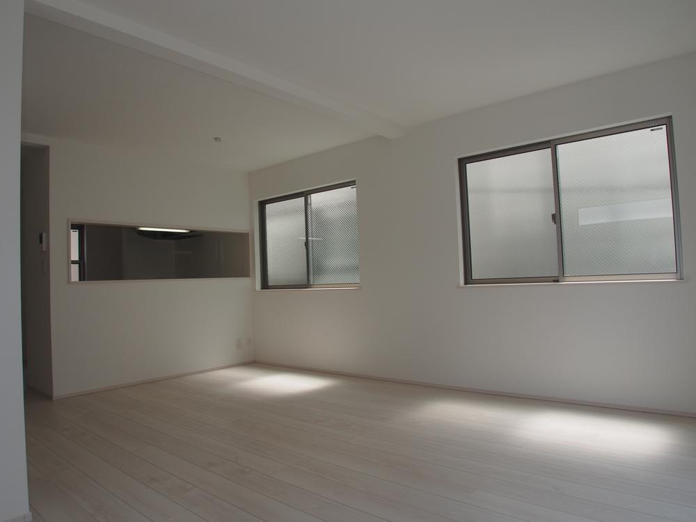 Same specifications photos (living). The company construction cases