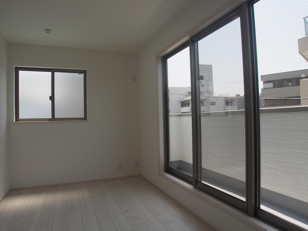 Same specifications photos (Other introspection). The company construction cases